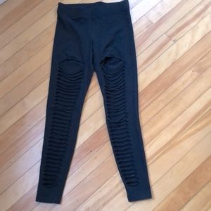 Express Sliced Shredded Cut Black Leggings Size Small